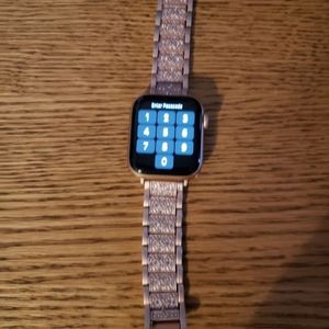 Apple Watch SE in Gold - EUC